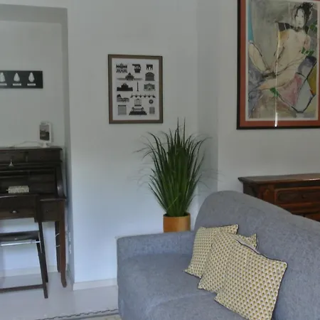 Vesta House Appartement *